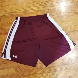 Under Armour Large shorts